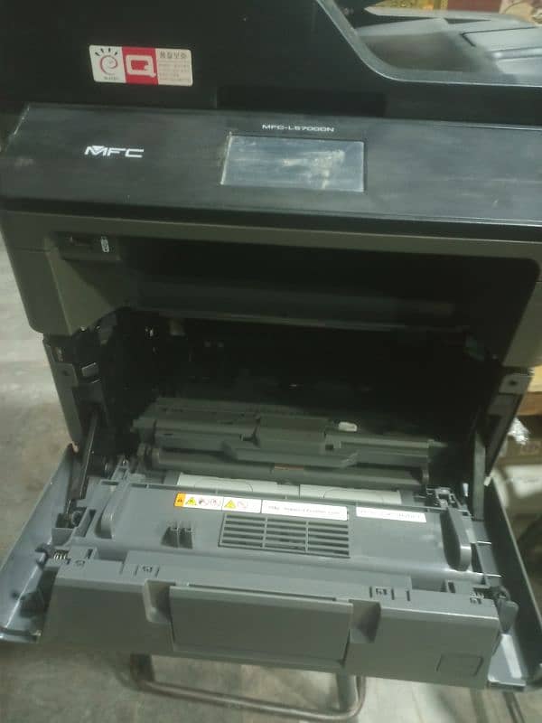 Brother MFC L5700DN model 7