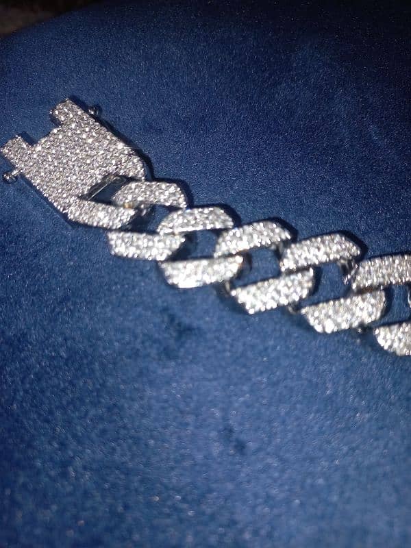 ice out chain 2