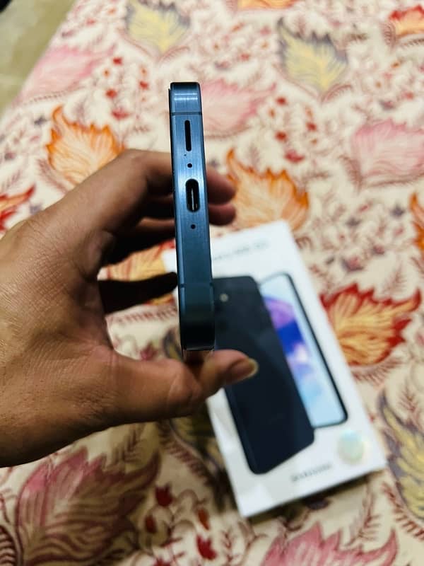 Brand New phone Ha 8Gb Ram 256 GB ROM PTA Approved 5