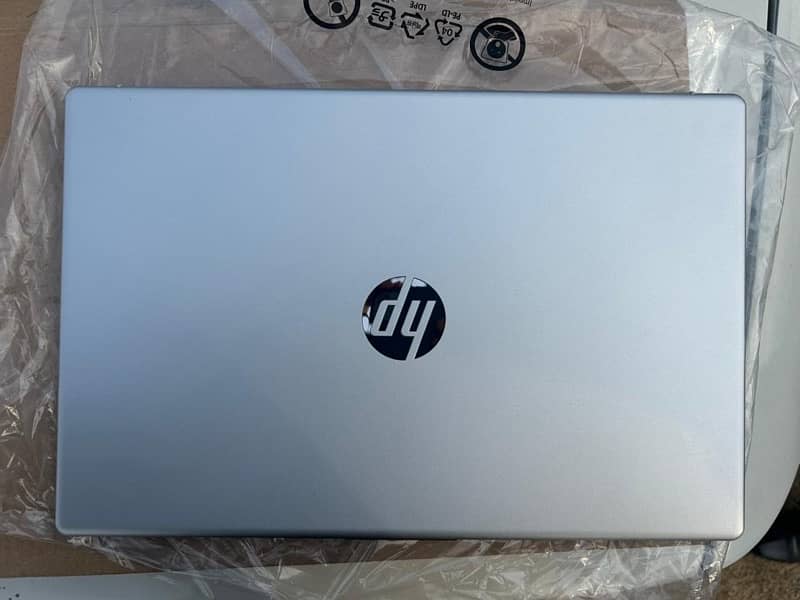 HP 15  Core i7  13th Generation 8GB RAM  512GB SSD 0