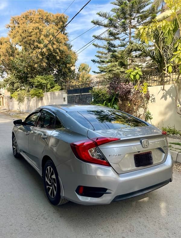 Honda Civic VTi Oriel Prosmatec 2018 4