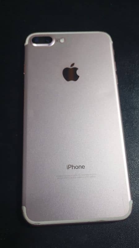 I am selling my I phone 7 plus 3