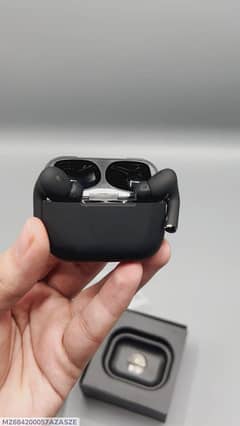 BLACK BEAUTIFUL AIRPODS (WATERPROOF) IN BUDGET