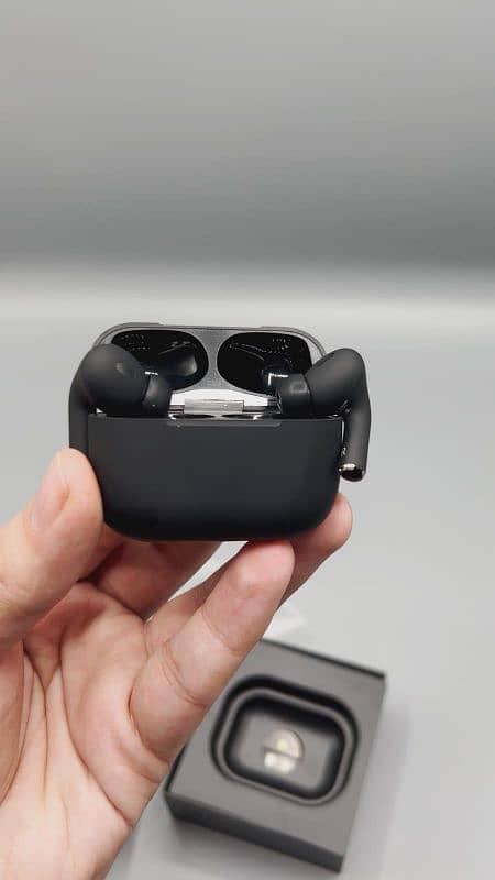 BLACK BEAUTIFUL AIRPODS (WATERPROOF) IN BUDGET 4