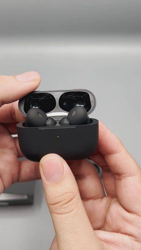 BLACK BEAUTIFUL AIRPODS (WATERPROOF) IN BUDGET 7