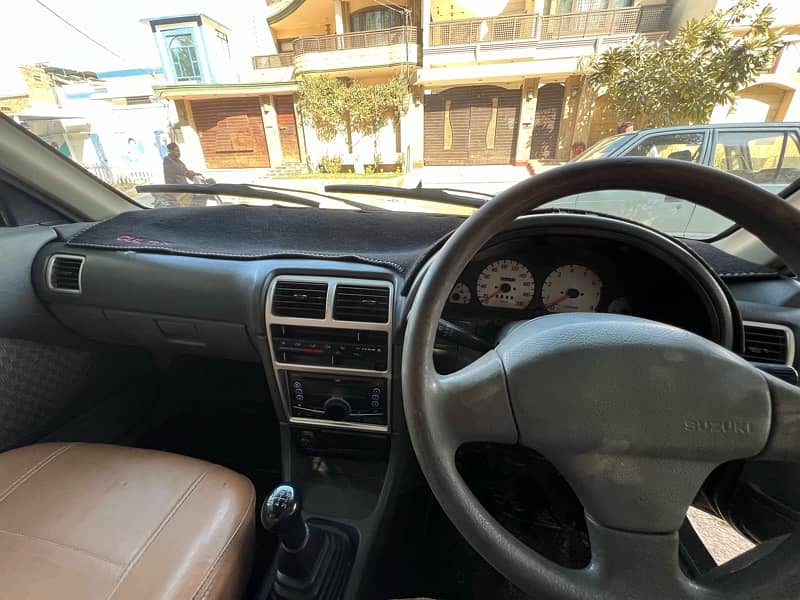 Suzuki Cultus 2016 4