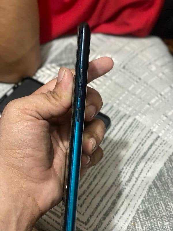 tecno spark 6 go 3