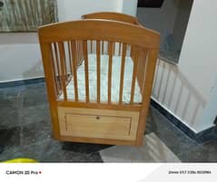 baby cot