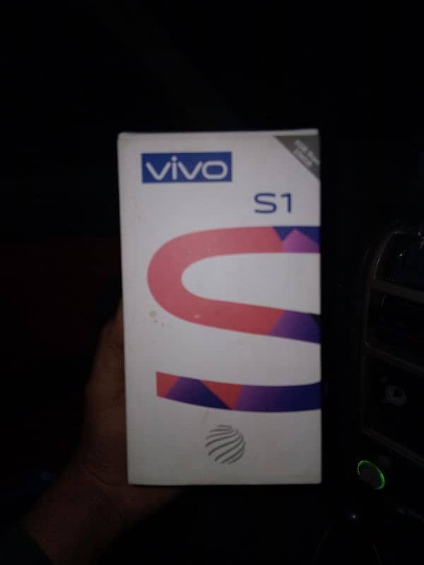 vivo S1 (8 256gb) 1