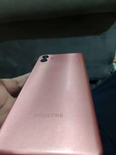 Samsung A04