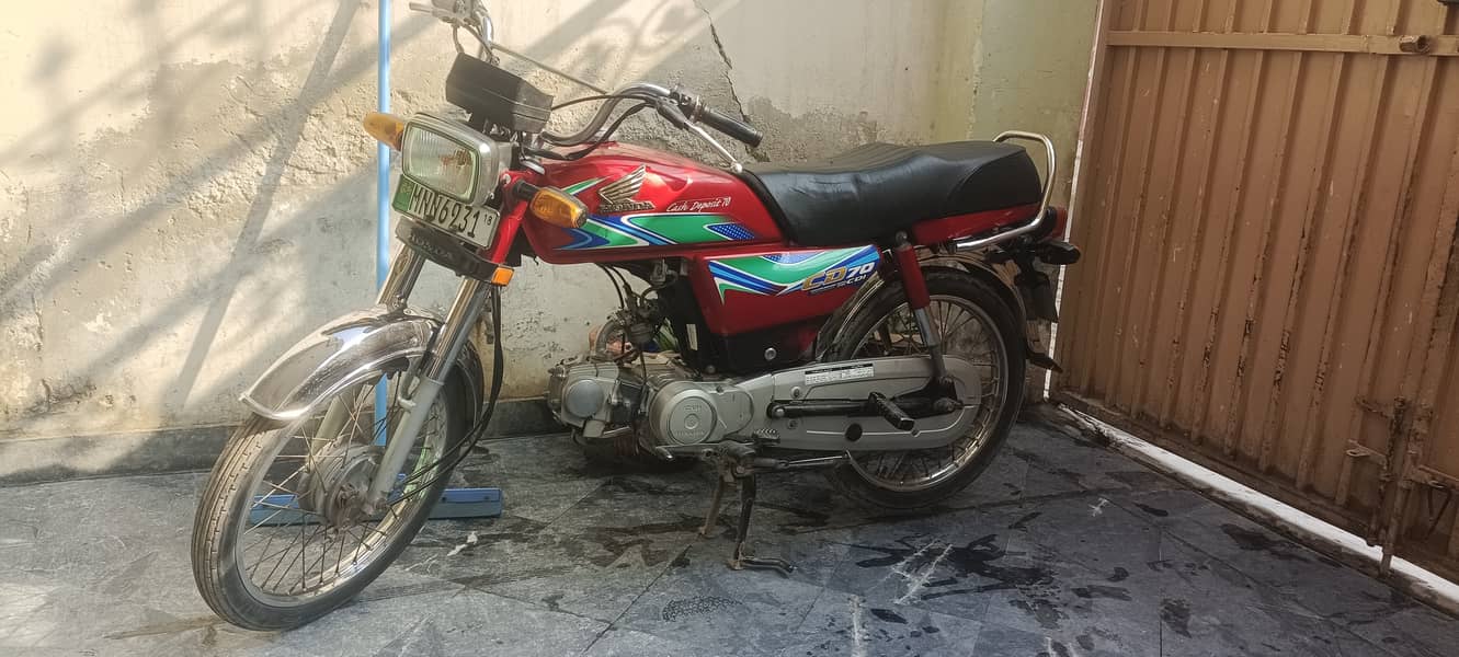 Honda CD 70 2018 4