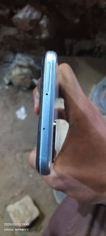 urgent sell Vivo y21 2