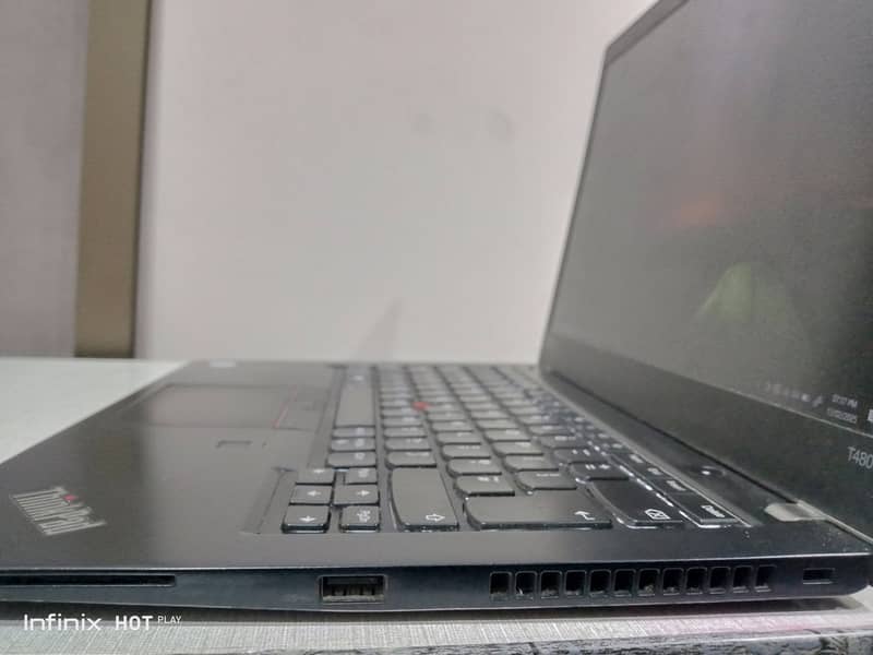 Lenovo ThinkPad T480s Slim i5-8 Gen | 16/256 GB ssd  | type C Charger 4