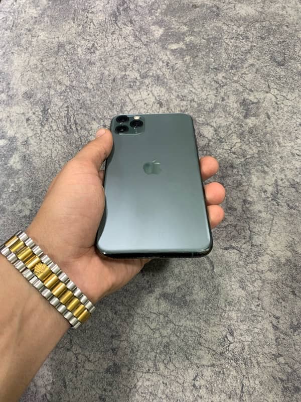 iphone 11 pro max 64 gb pta approverd 3