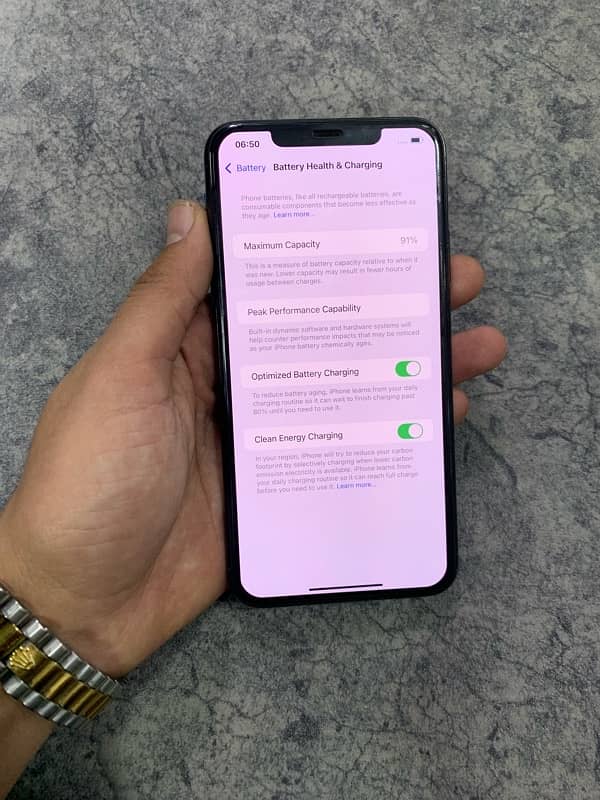 iphone 11 pro max 64 gb pta approverd 4