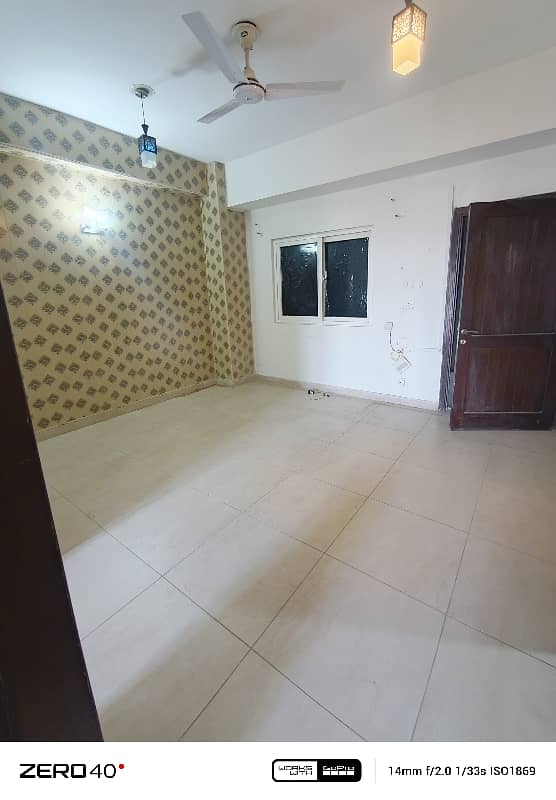 E-11/2 Magnus Mall Flat for Rent 5