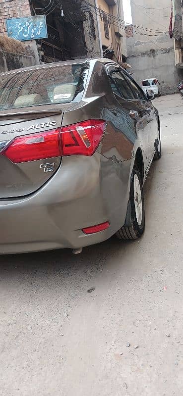 Toyota Corolla Altis 2016 18