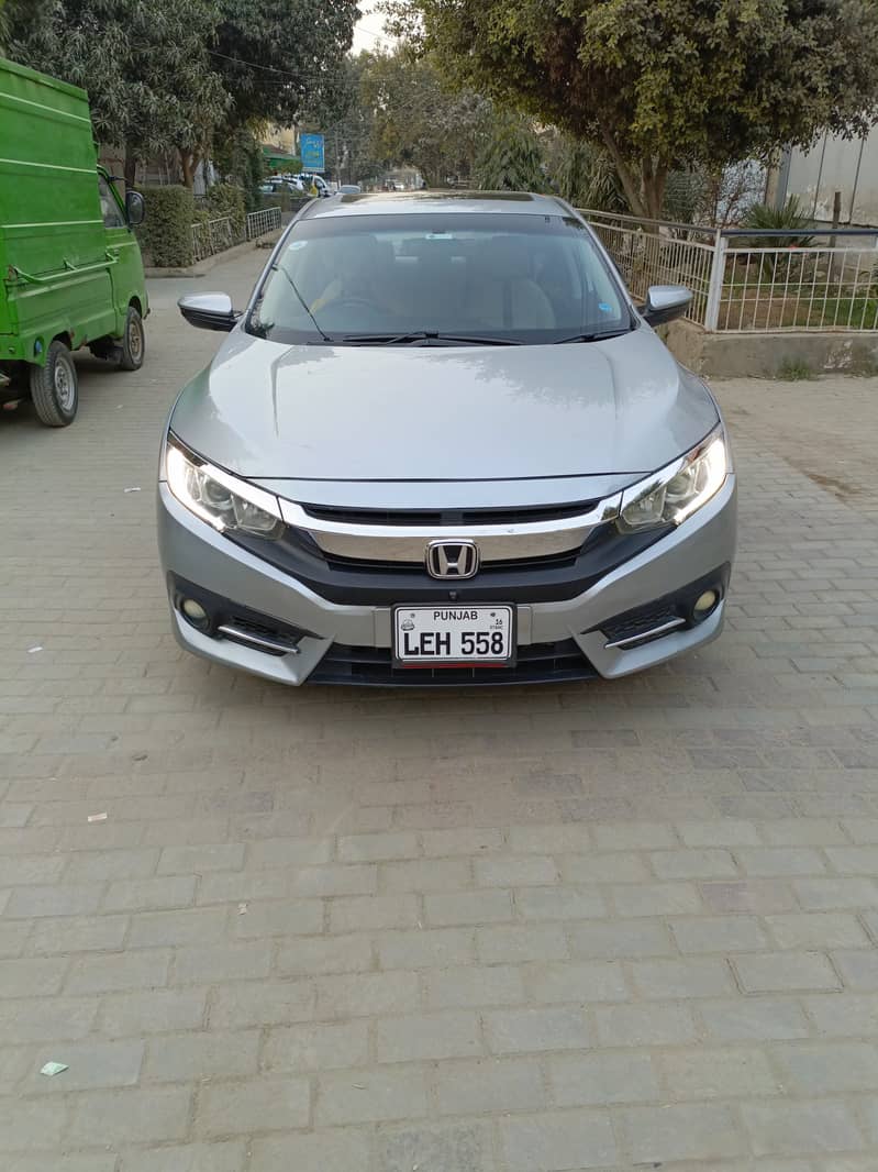 Honda Civic Oriel 2016 0