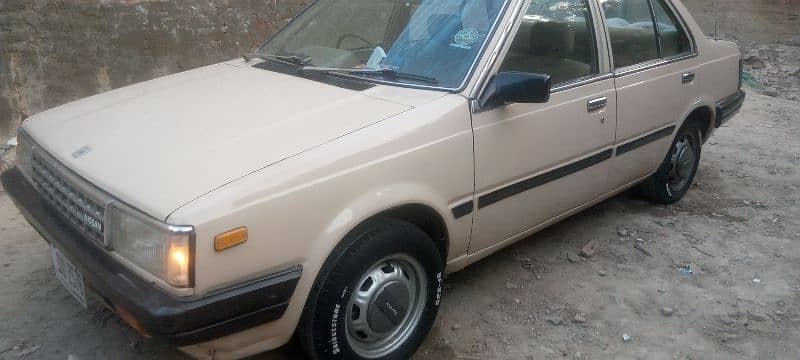 Nissan Sunny 1985 12