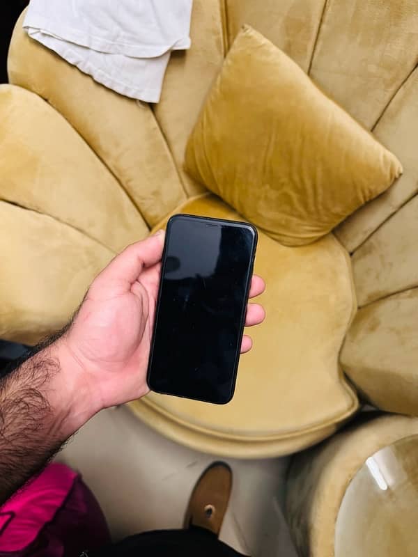 Iphone xs 64GB PTA Approved 0