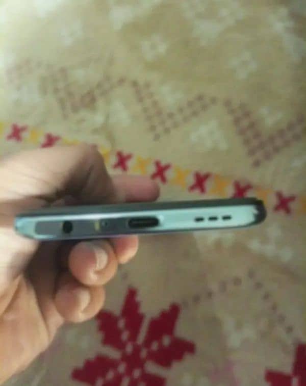 Oppo F15 0