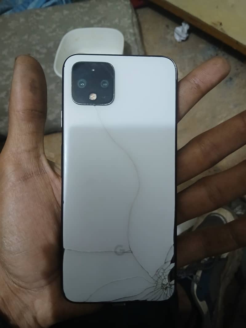 Google Pixel 4 3