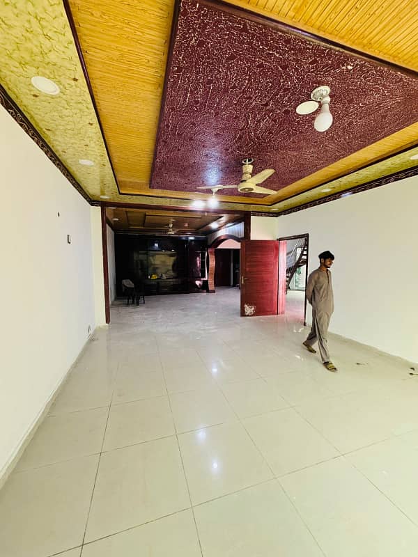 12 Marla house available for rent in safari 3 phase 2 bahria town Rawalpindi 15