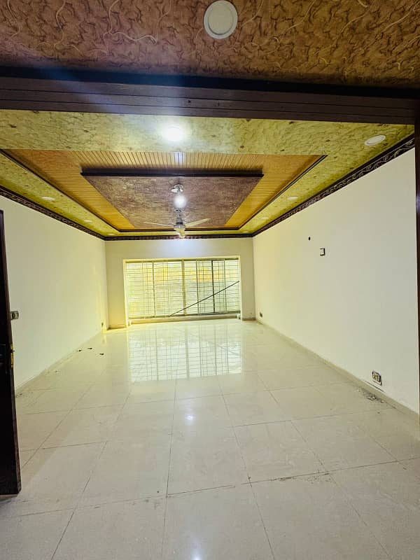 12 Marla house available for rent in safari 3 phase 2 bahria town Rawalpindi 16