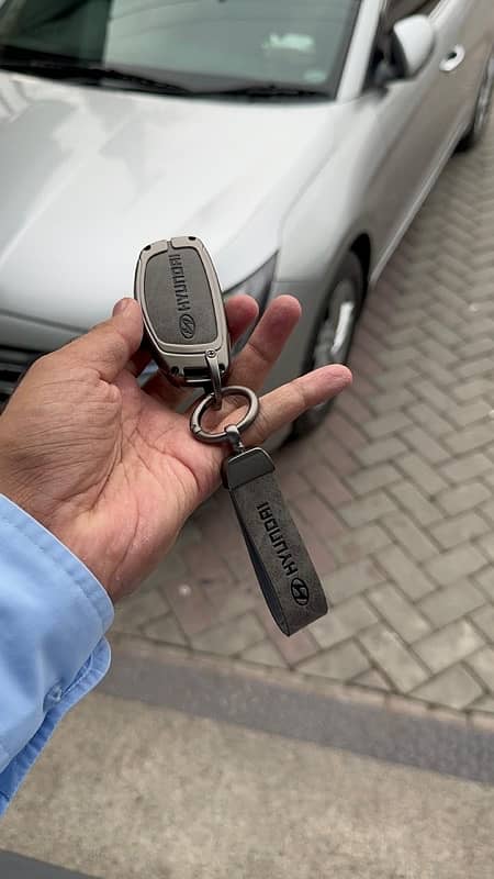 Hyundai Tucson Premium Zinc Alloy Metal & Genuine Leather Key Cover 0