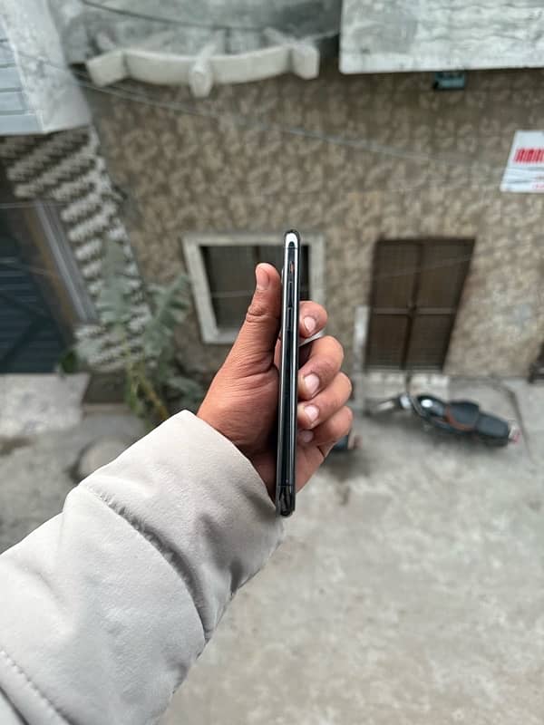 iphone 11 pro pta approved 2