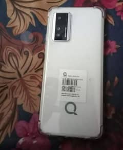 Q SMART ULTRA. 7 month use only  . 6+6 gb ×128gb. .