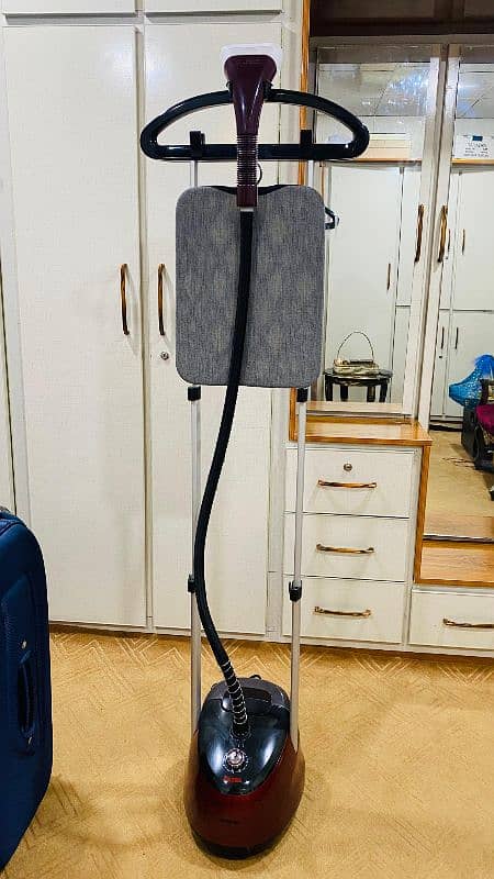 Garment steamer 5