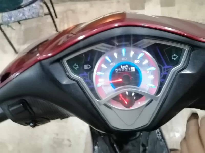 United Scooty 2020 model automatic self start new condition 6k kms 2