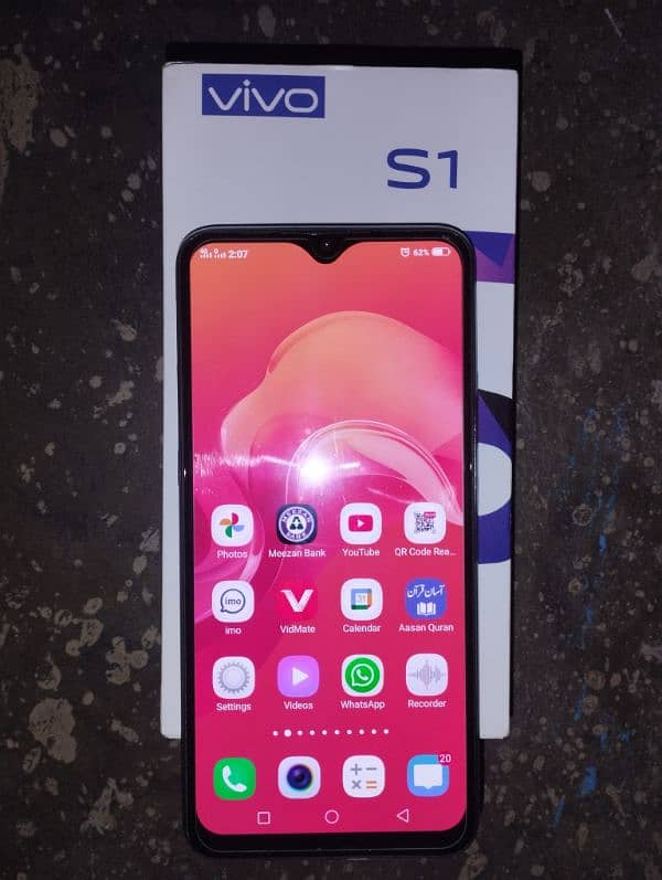 VIVO S1(8/256)03150261447 2