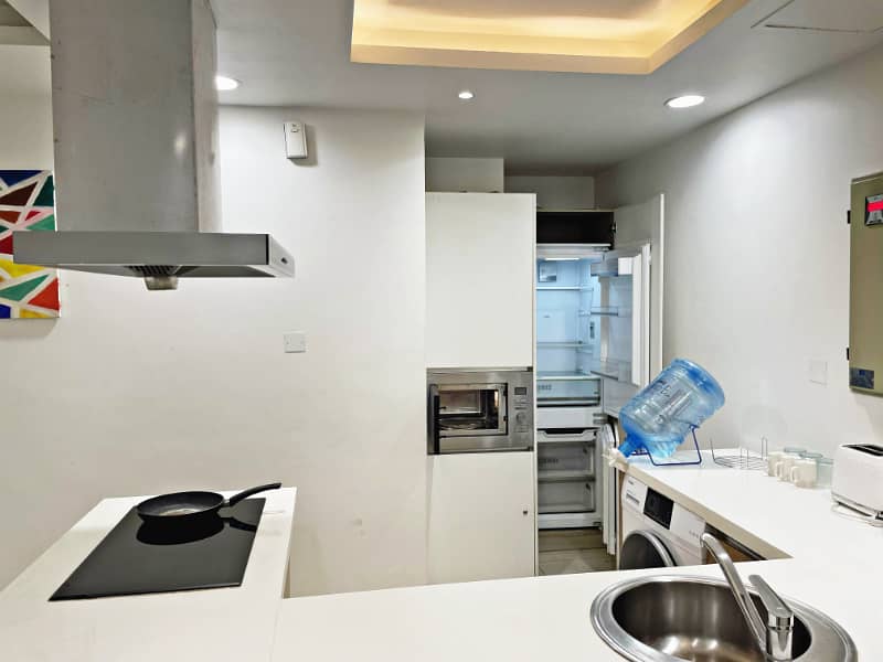 Luxury 1 Bed studio apartment availabel for rent Gold crest Mall & Residency. 9