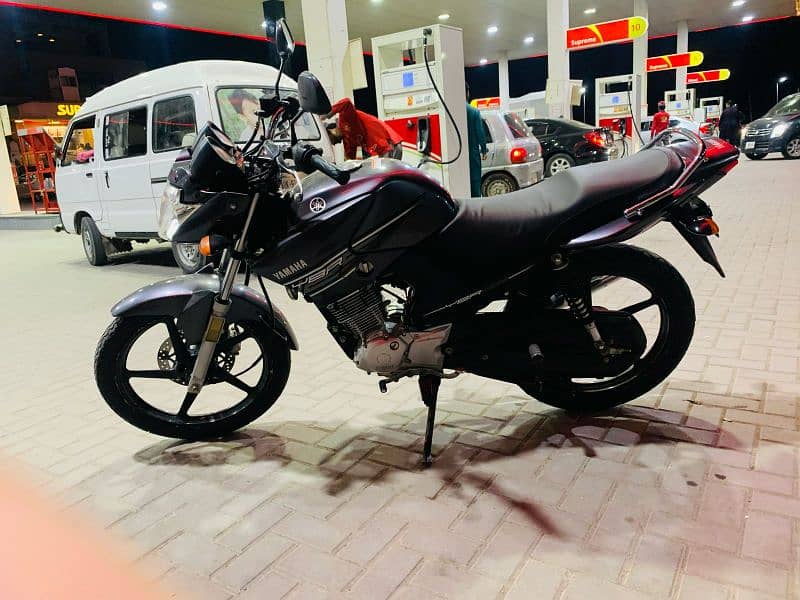 yamaha ybr 2018 cbu isb num 8