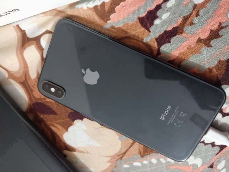 Iphone Xs max 256GB PTA approved 6