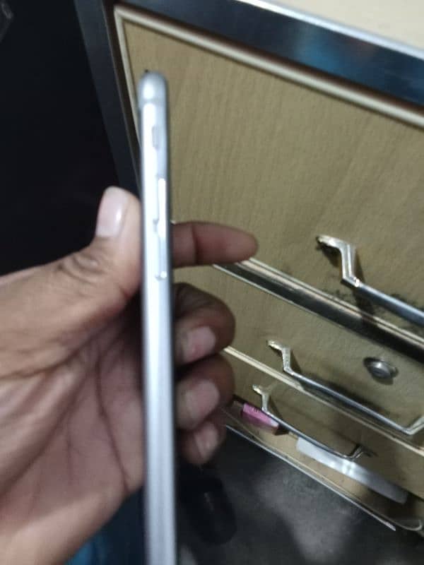 Iphone 6s for sale Whatsapp 03066974137 2