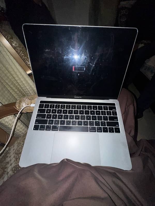 MACBOOK PRO I7 2022 0