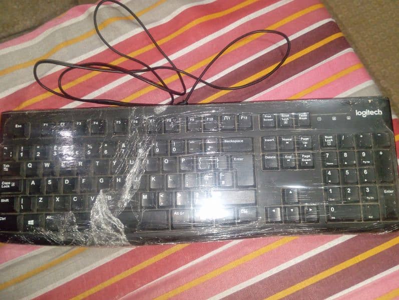 keyboard this price 3000. 0