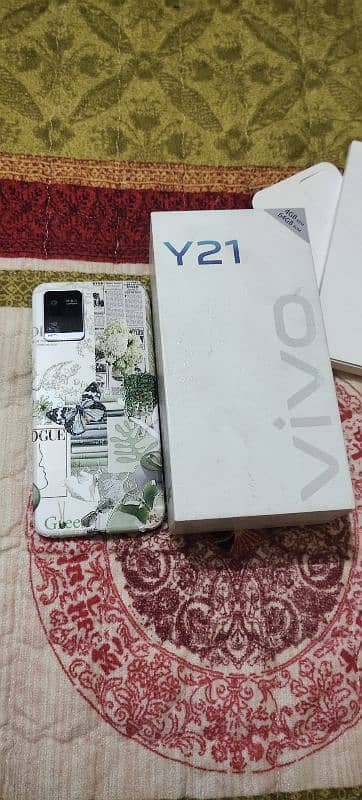 vivo y21 4 64 with box and changer panal change 2