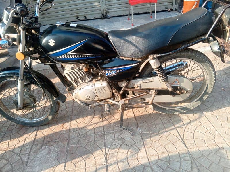 Suzuki 150 2014 model 0