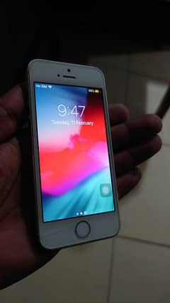 iphone 5s 16gb 10/10 condition