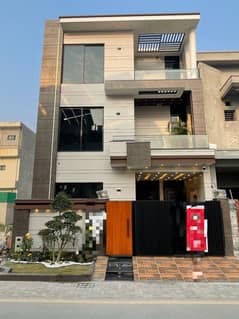 5 MARLA MODERN STYLE HOUSE FOR SALE AT PRIME LOCATION