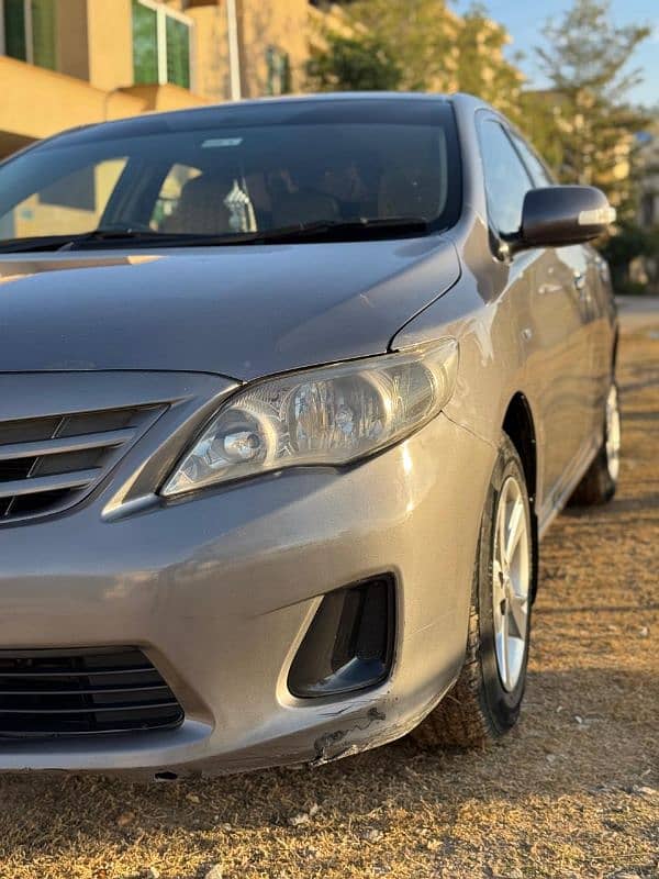 Toyota Corolla GLI 2013 4