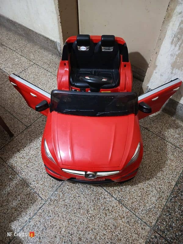 kids remote battery car / 2 seater 6