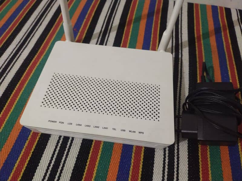 Huawei wifi router for fibers net in 10/10 new condition 2