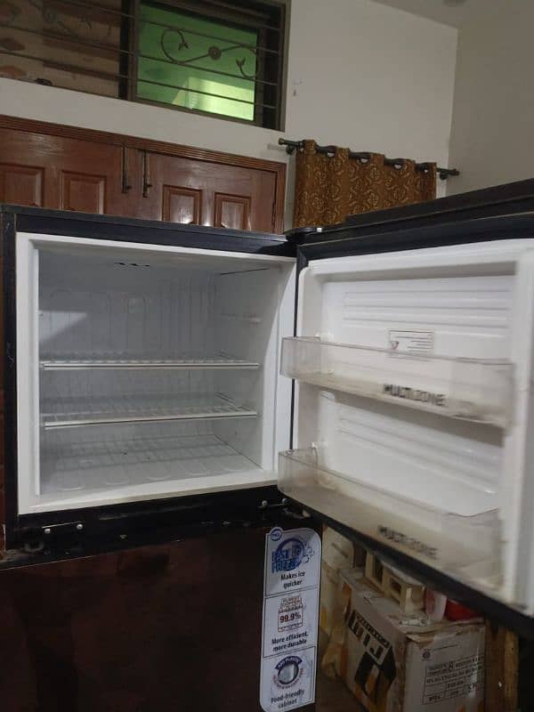 PEL Refrigerator 3