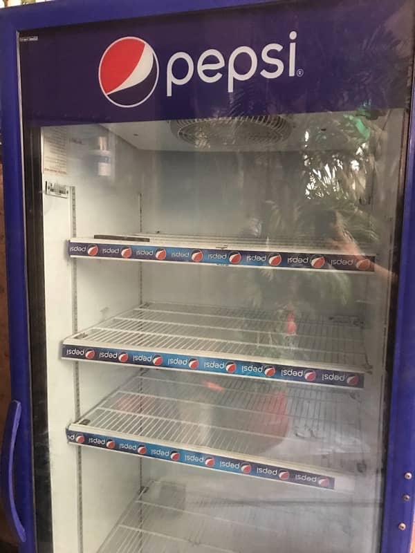 pepsi chiller fridge 0