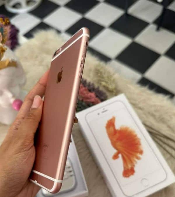 iphone 6s plus 128gb my whatsapp number 03405184073 3